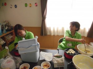 職員さん手作りのおやつに…